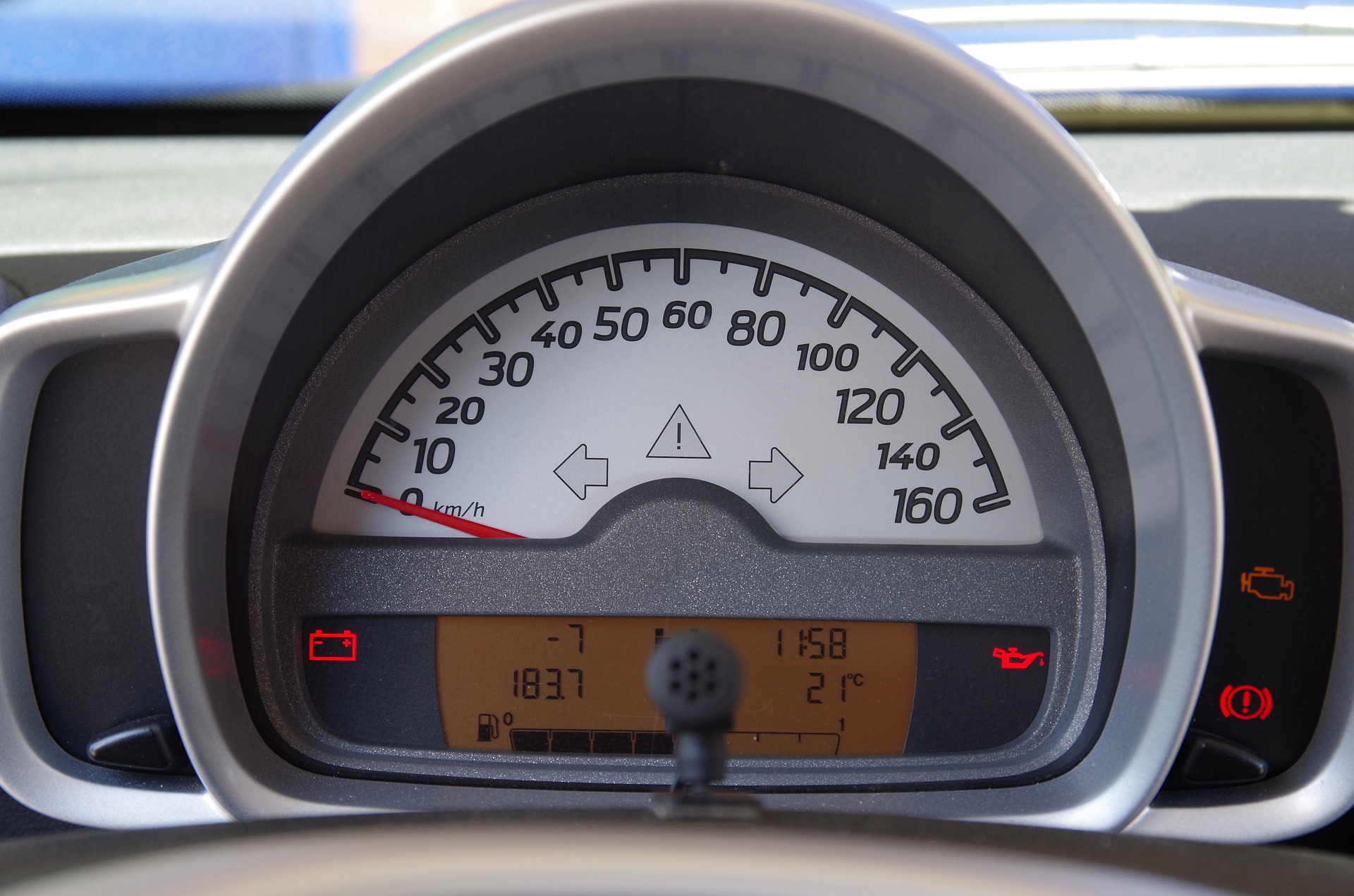 Kontrollleuchten und Warnsignale im Auto: Das sind die Bedeutungen - CHIP