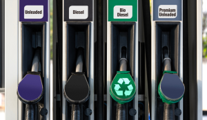 Biodiesel ist an Tanksäulen extra gekennzeichnet